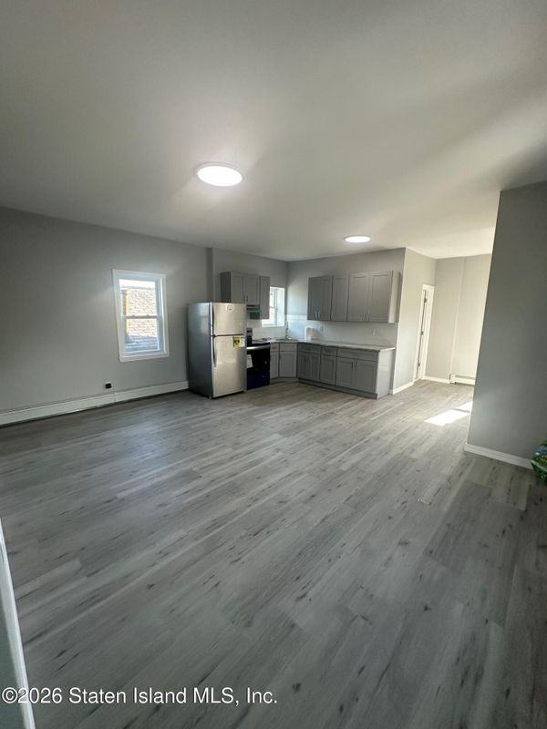 6343 Amboy Rd ##3 - Photo 5 of 9