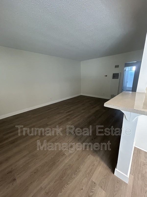 1104 E Wilson Ave #4 - Photo 2 of 11