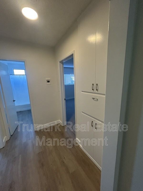 1104 E Wilson Ave #4 - Photo 3 of 11