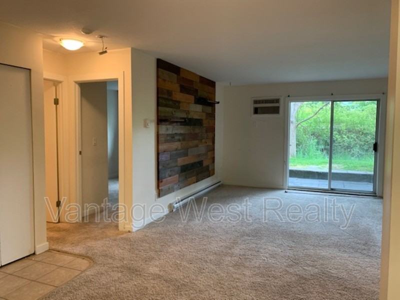 3101 De Montreuil Crt - Photo 2 of 17