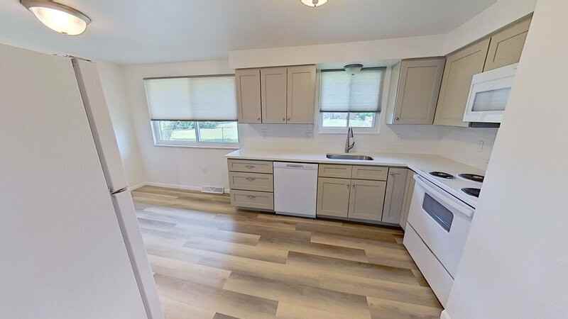 4675 Holland St - Photo 7 of 19