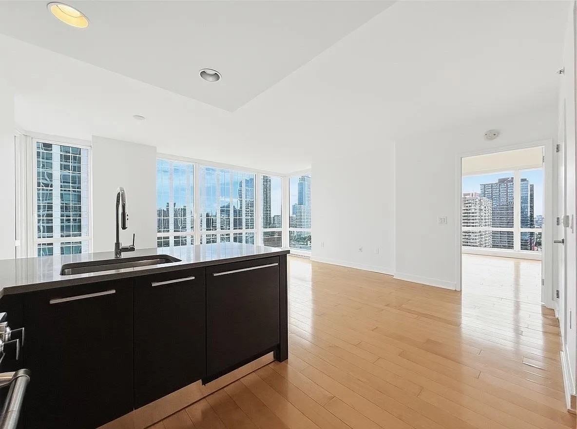 2 2Nd St #2106 - Photo 2 of 6