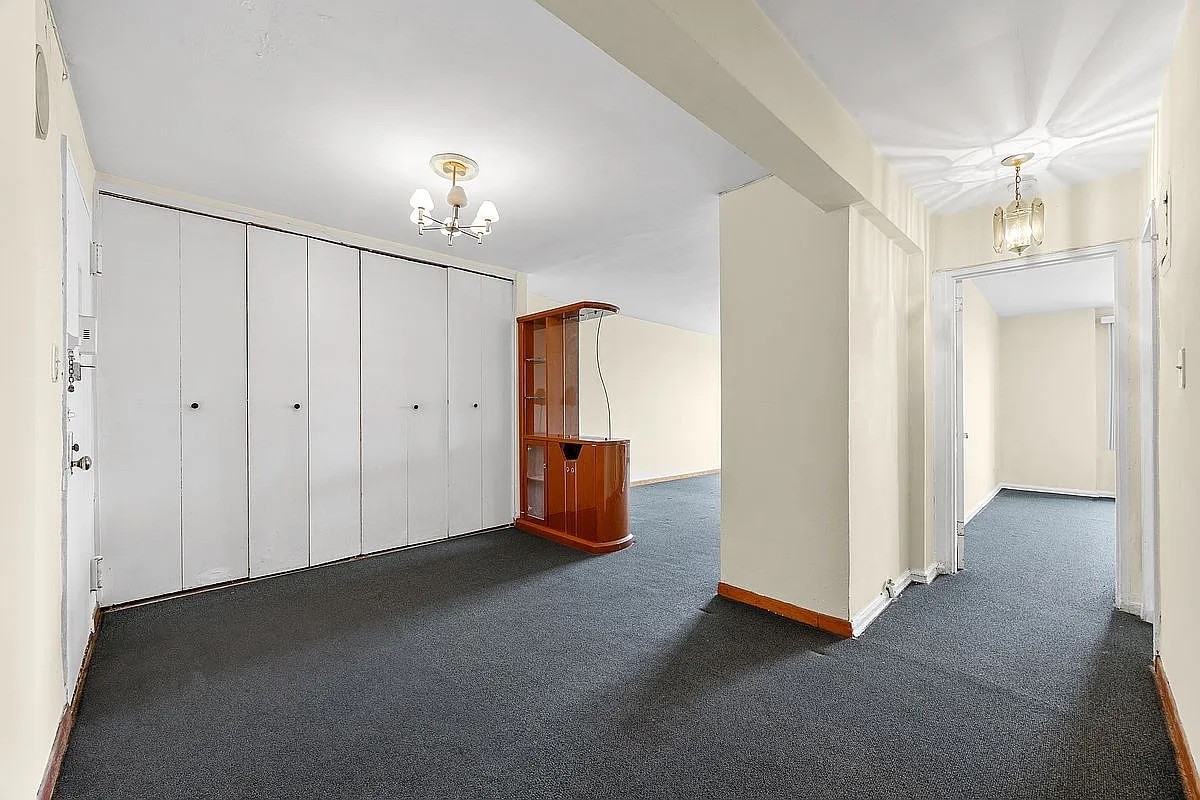 2121 Shore Pkwy #7L - Photo 2 of 6