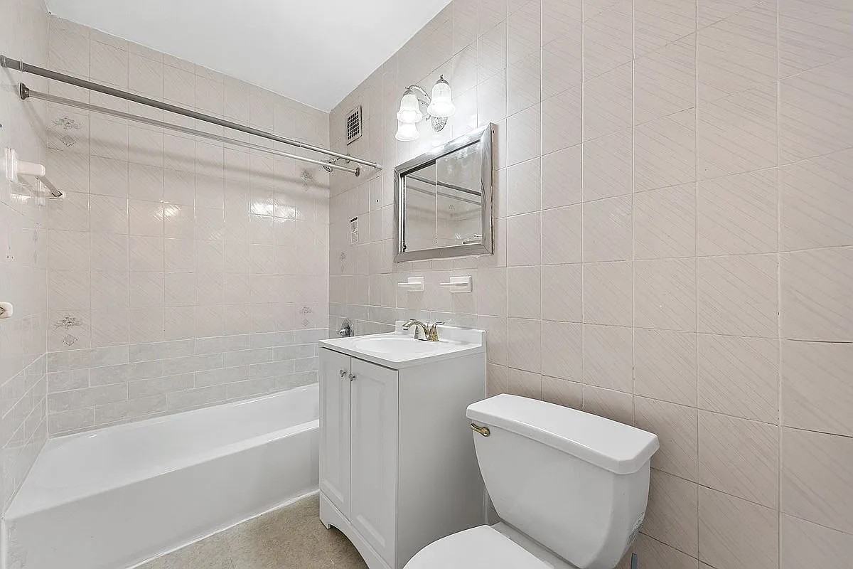 2121 Shore Pkwy #7L - Photo 6 of 6