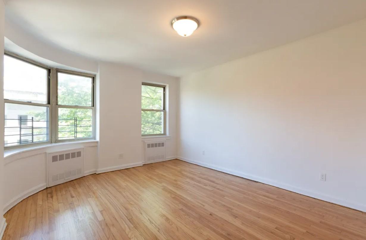 102 8th Ave #AJ - Photo 3 of 5