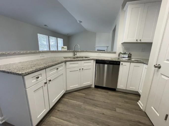 723 Carly Ct - Photo 3 of 11