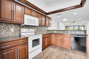 featured image of 1701 Presidential Way #A201