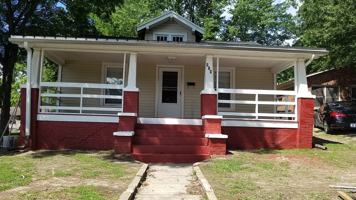 featured image of 829 Putnam St