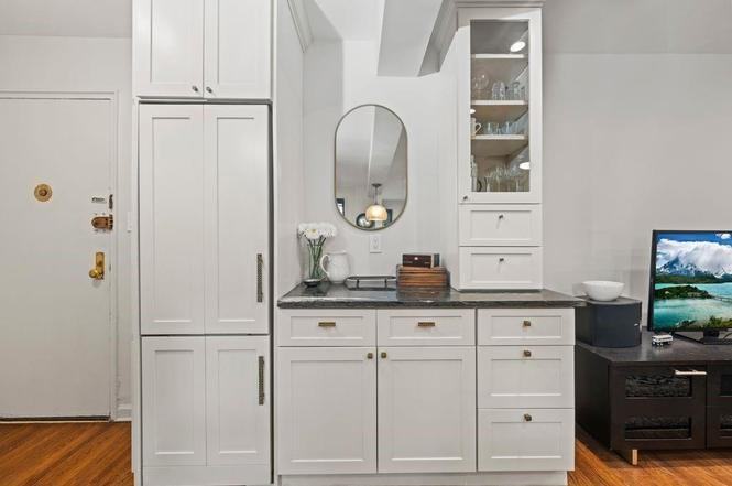 9707 4th Ave #3R - Photo 7 of 11