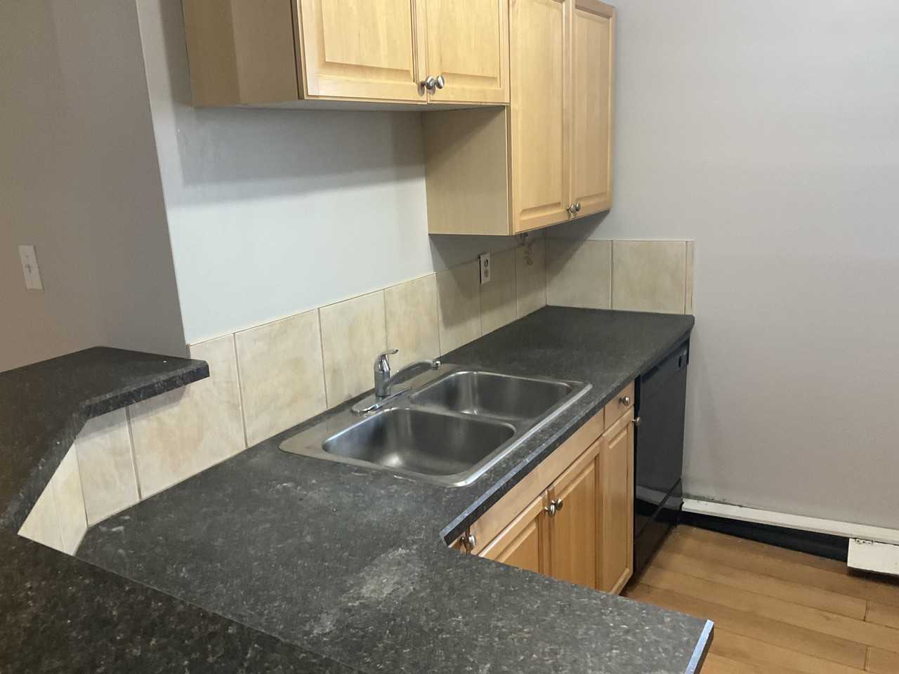 7300 81 Ave Nw - Photo 7 of 9