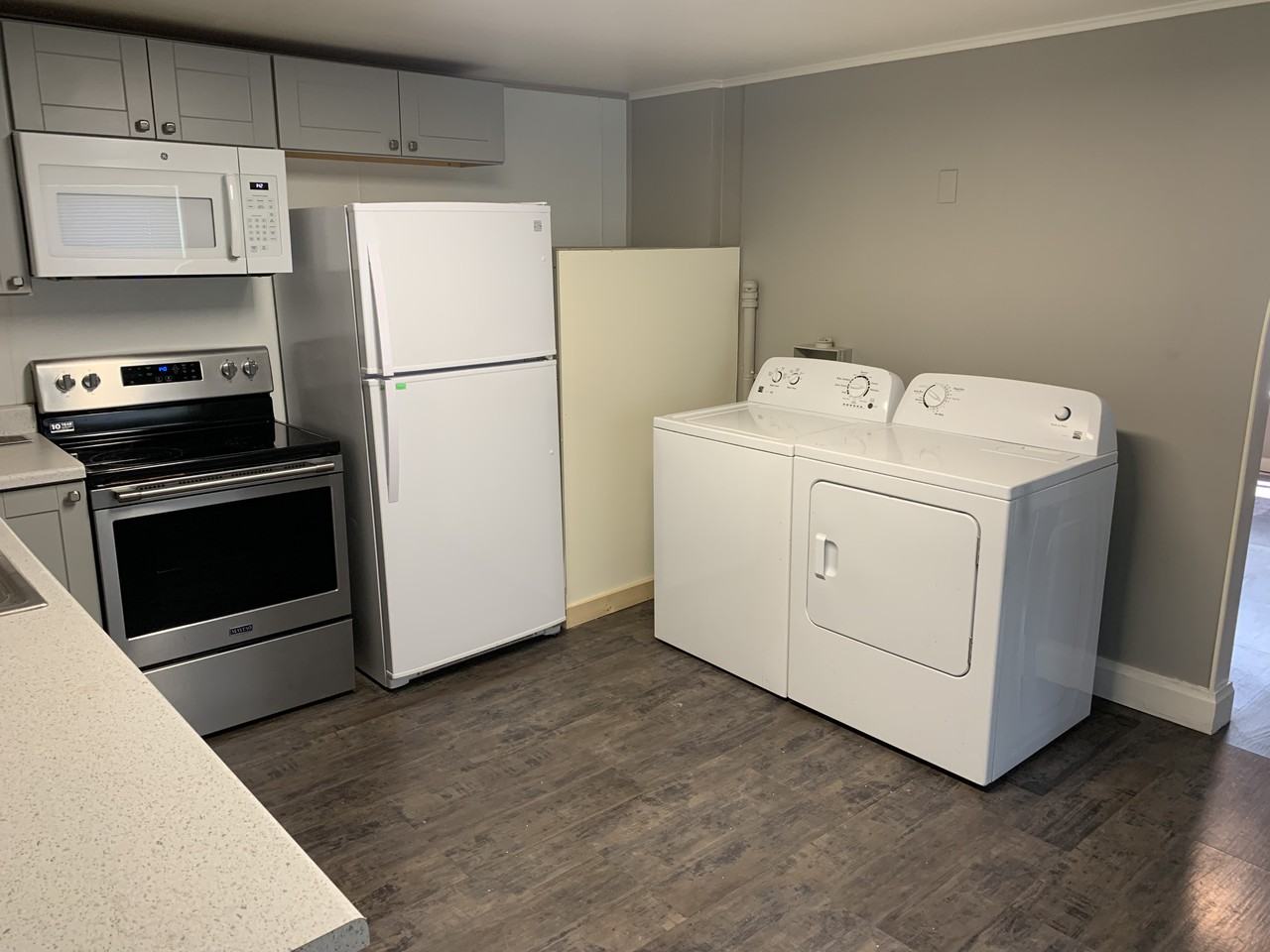 219 6th St W - Photo 2 of 13