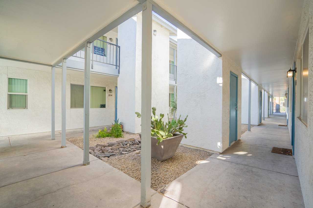 339 N 11Th St - Photo 6 of 18