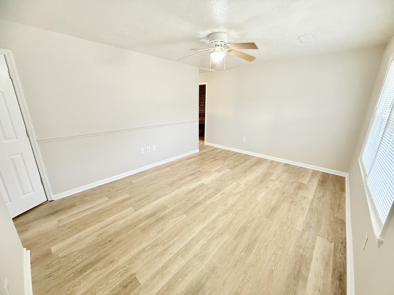 629 Rusty Rd - Photo 3 of 22