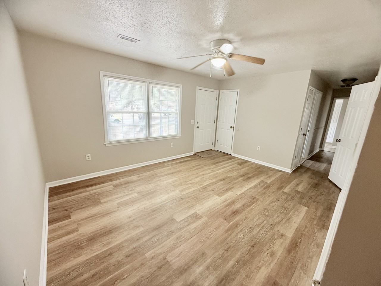 629 Rusty Rd - Photo 4 of 22