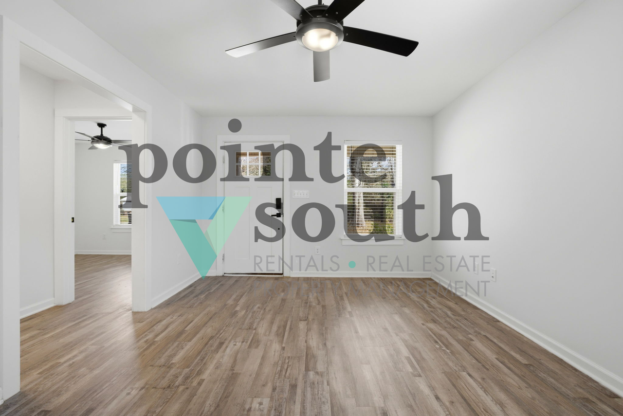 22771 Racine St - Photo 4 of 33