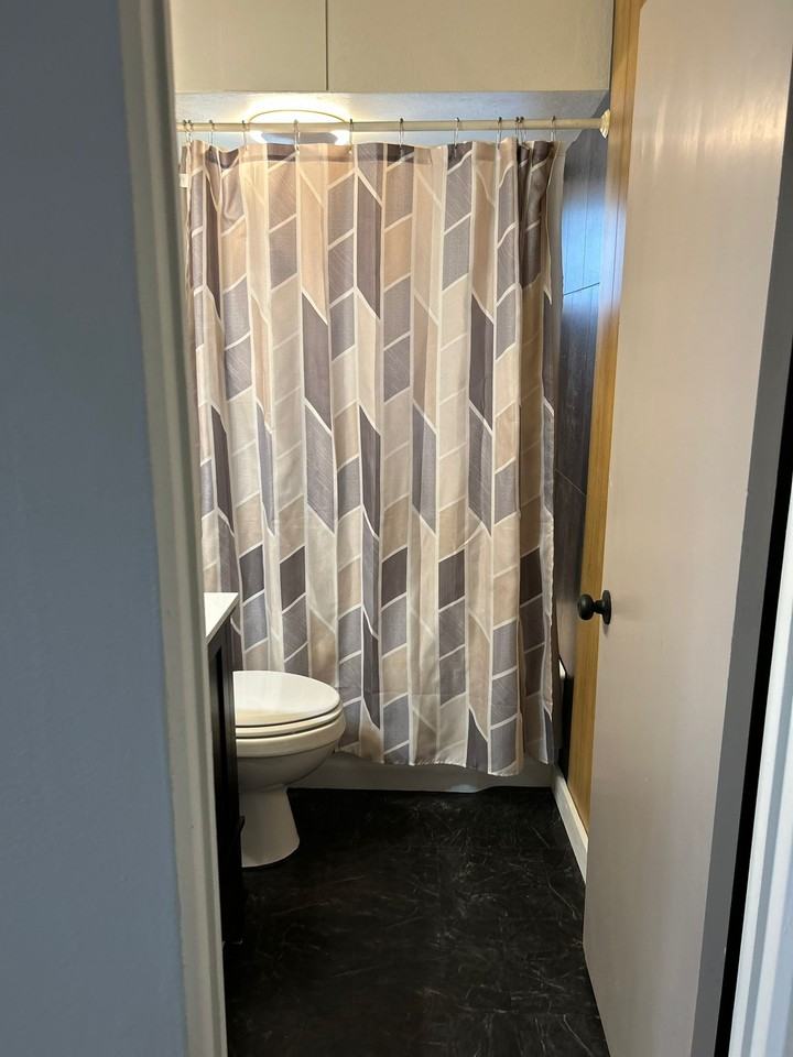 6714 Bitteroot Ln - Photo 3 of 40