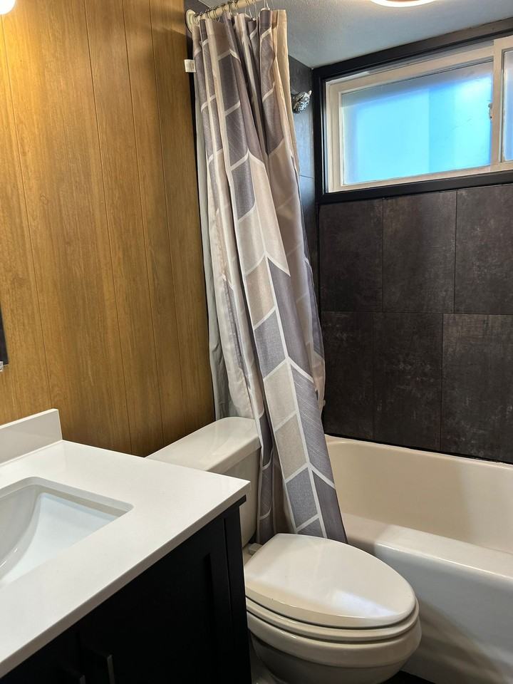 6714 Bitteroot Ln - Photo 6 of 40