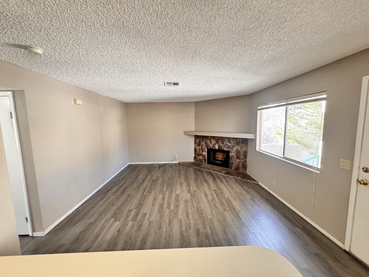 1400 Cinder Rock Dr - Photo 5 of 24