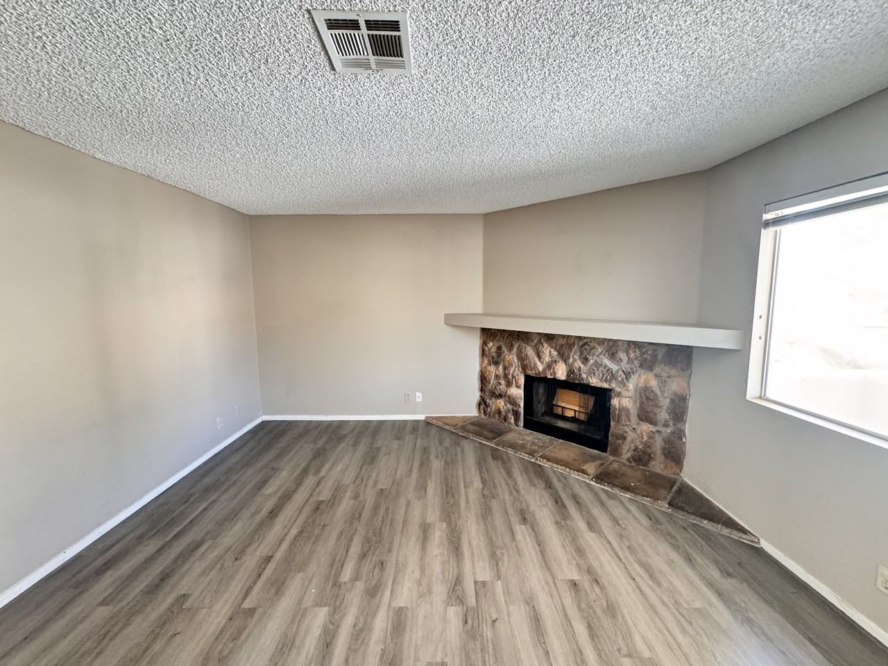 1400 Cinder Rock Dr - Photo 6 of 24