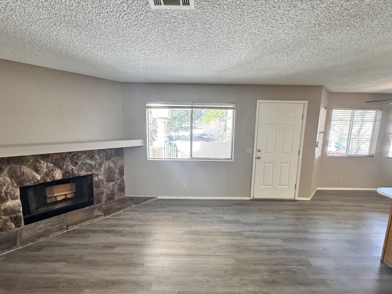 1400 Cinder Rock Dr - Photo 7 of 24