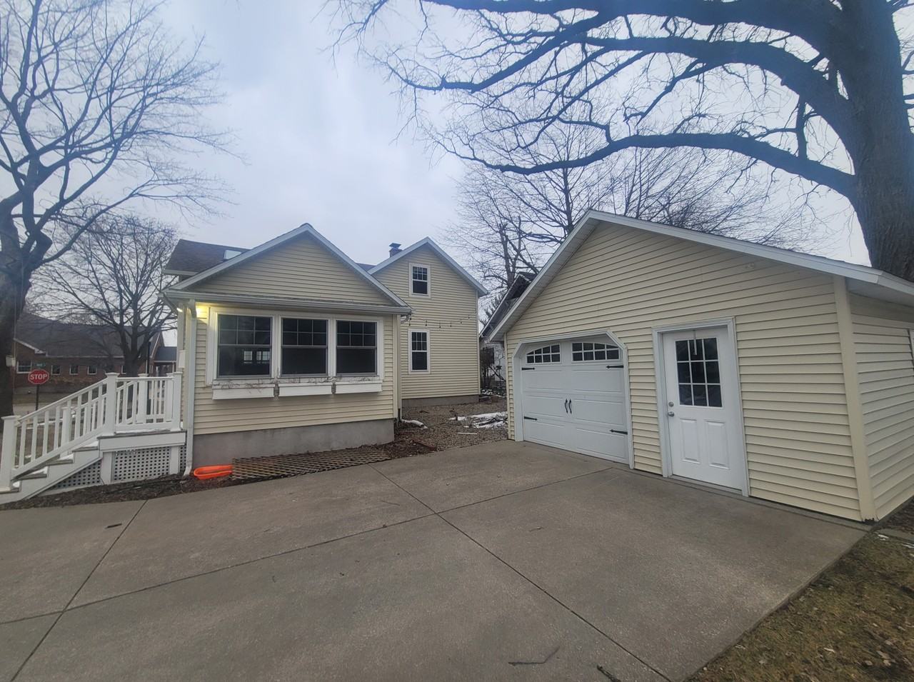 532 E Main Ave - Photo 3 of 19