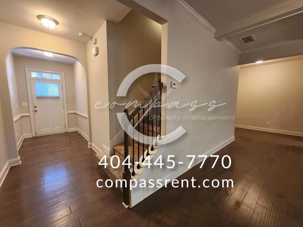 2049 Brightleaf Way - Photo 4 of 41