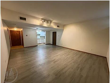 63 Illinois St #B2 - Photo 3 of 12