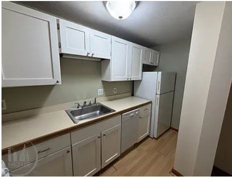 63 Illinois St #B2 - Photo 6 of 12