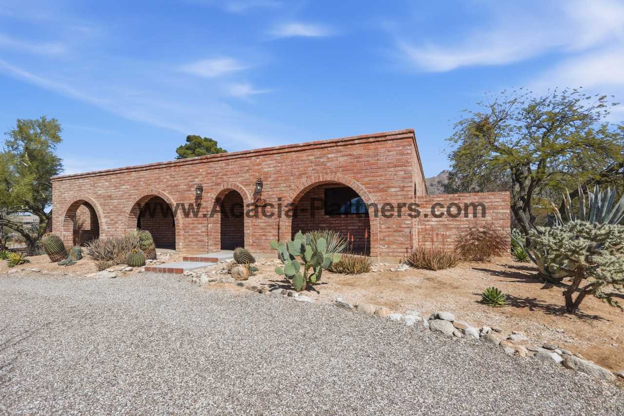 2215 E Cerrada Bala - Photo 3 of 25