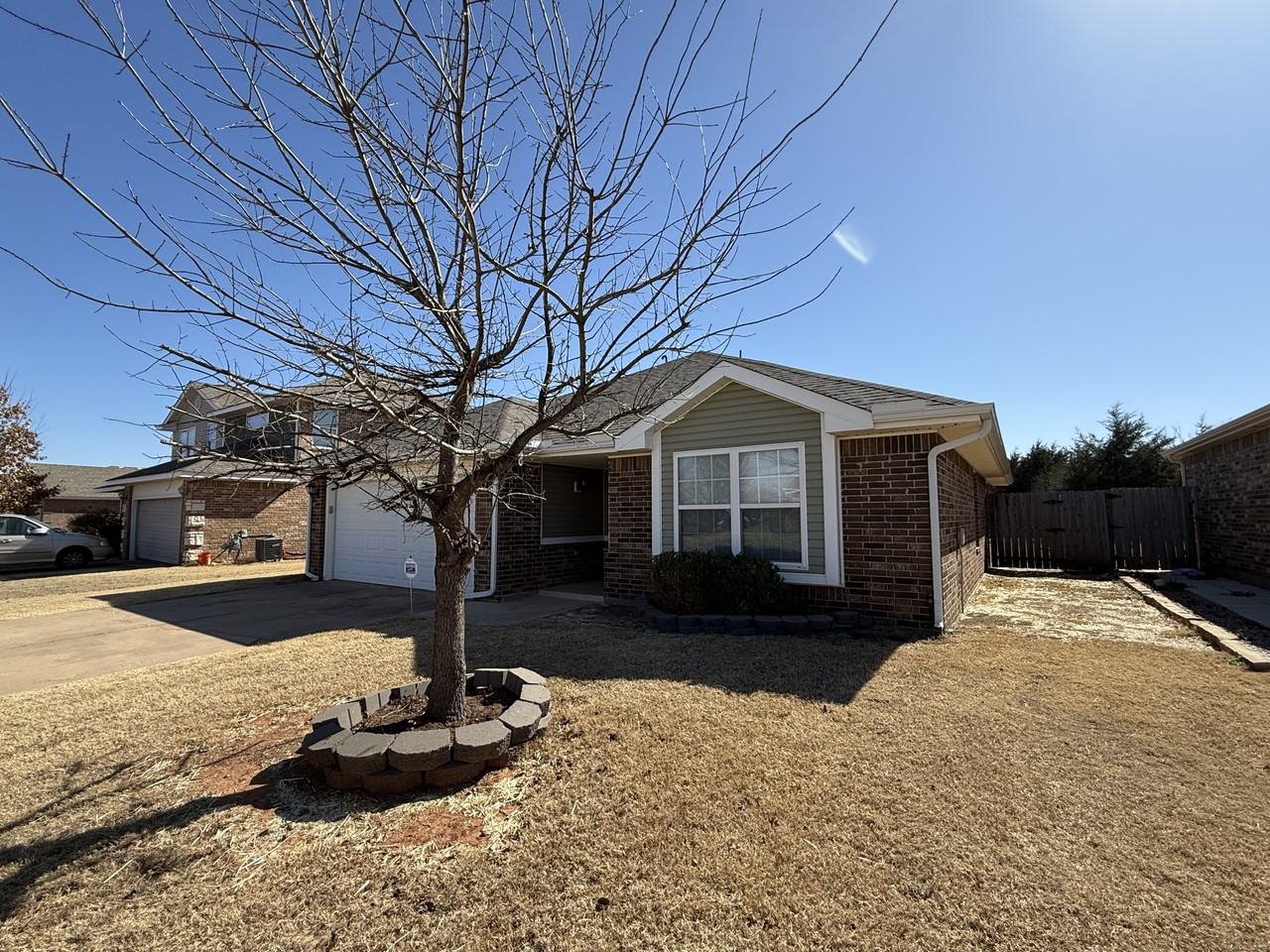 3116 Se 96th St - Photo 3 of 18