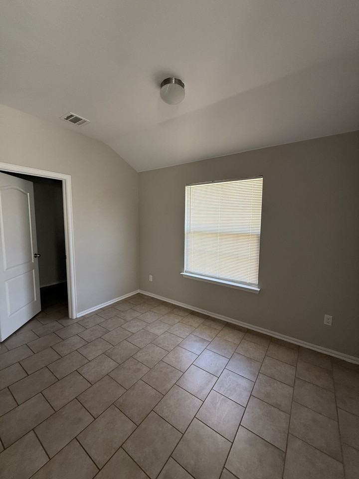 3116 Se 96th St - Photo 5 of 18