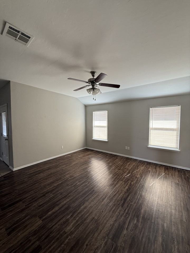 3116 Se 96th St - Photo 6 of 18