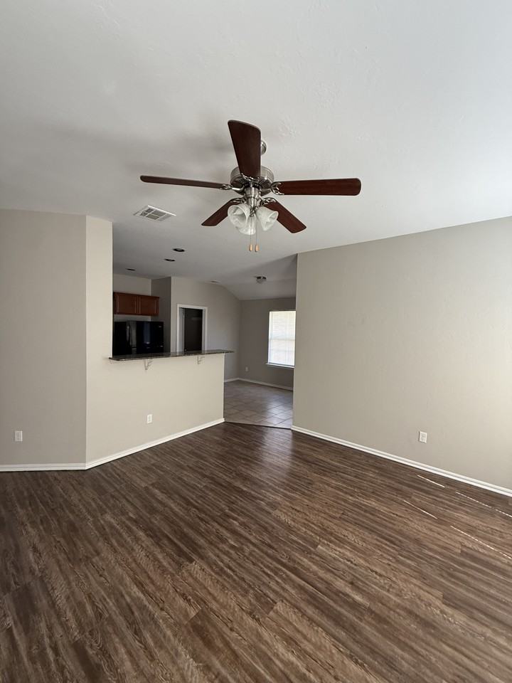 3116 Se 96th St - Photo 7 of 18