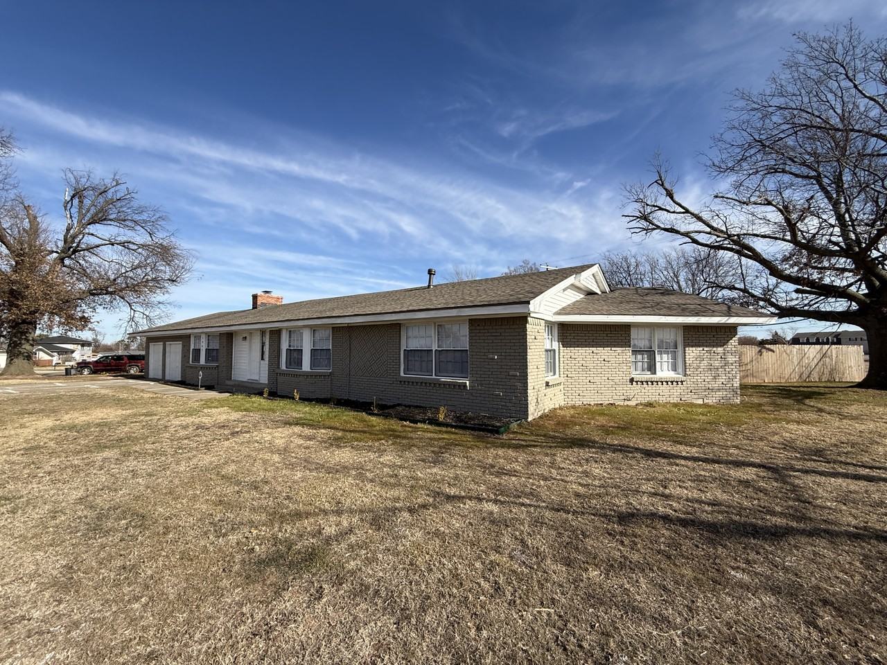 3903 N Aydelotte Ave - Photo 3 of 21