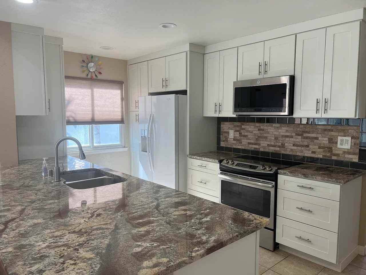 14852 Rattan St - Photo 6 of 14