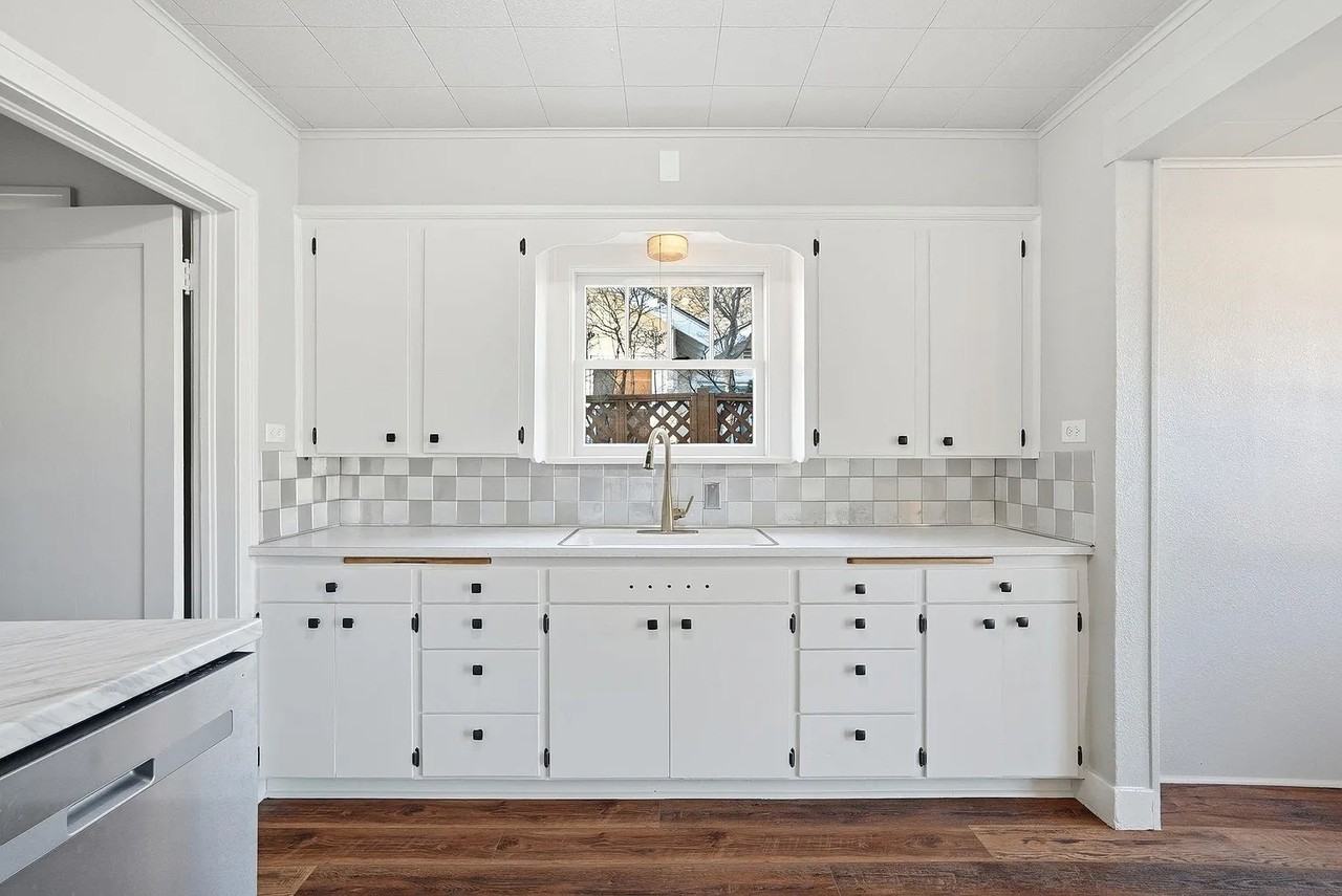 3417 E 35th Ave - Photo 6 of 13