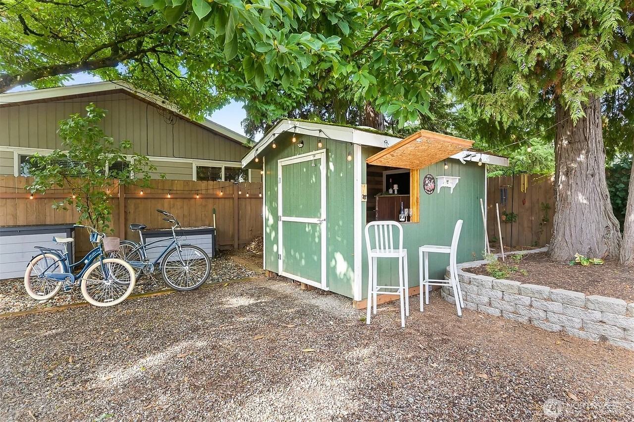 314 S 16th St - Photo 4 of 17