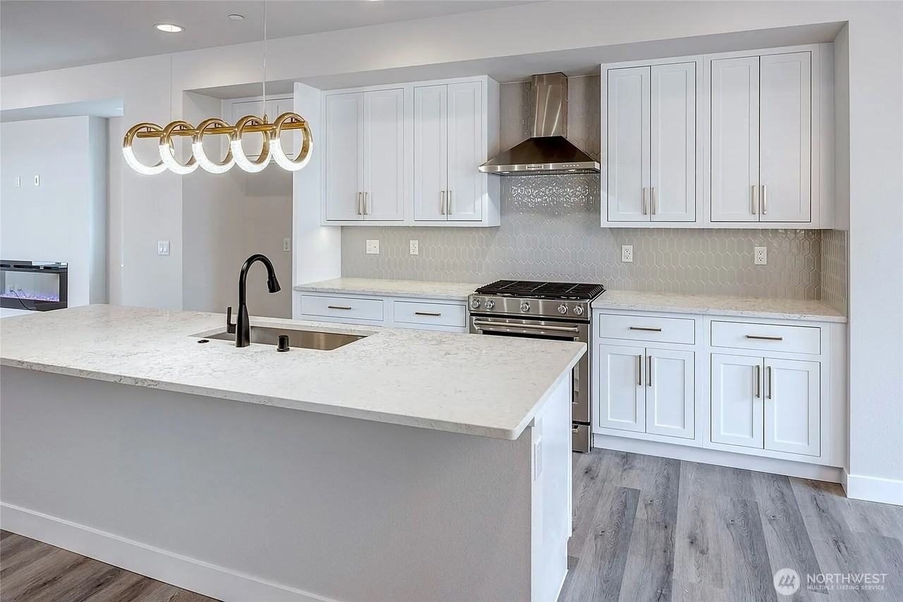 6726 Ne 187th St #104 - Photo 6 of 16