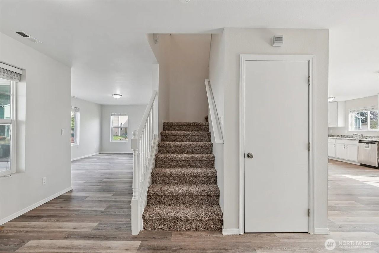 33214 44th Ave S - Photo 3 of 22