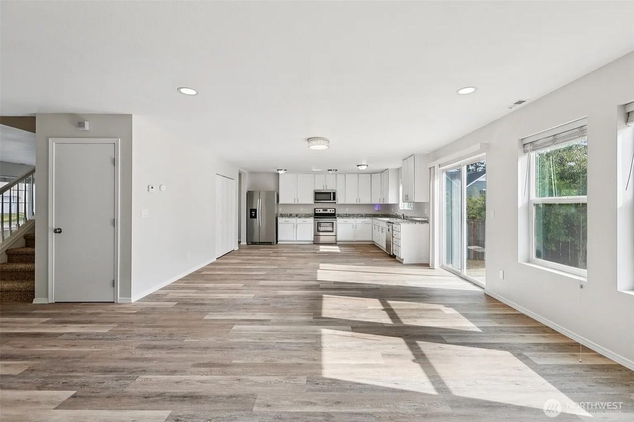 33214 44th Ave S - Photo 6 of 22