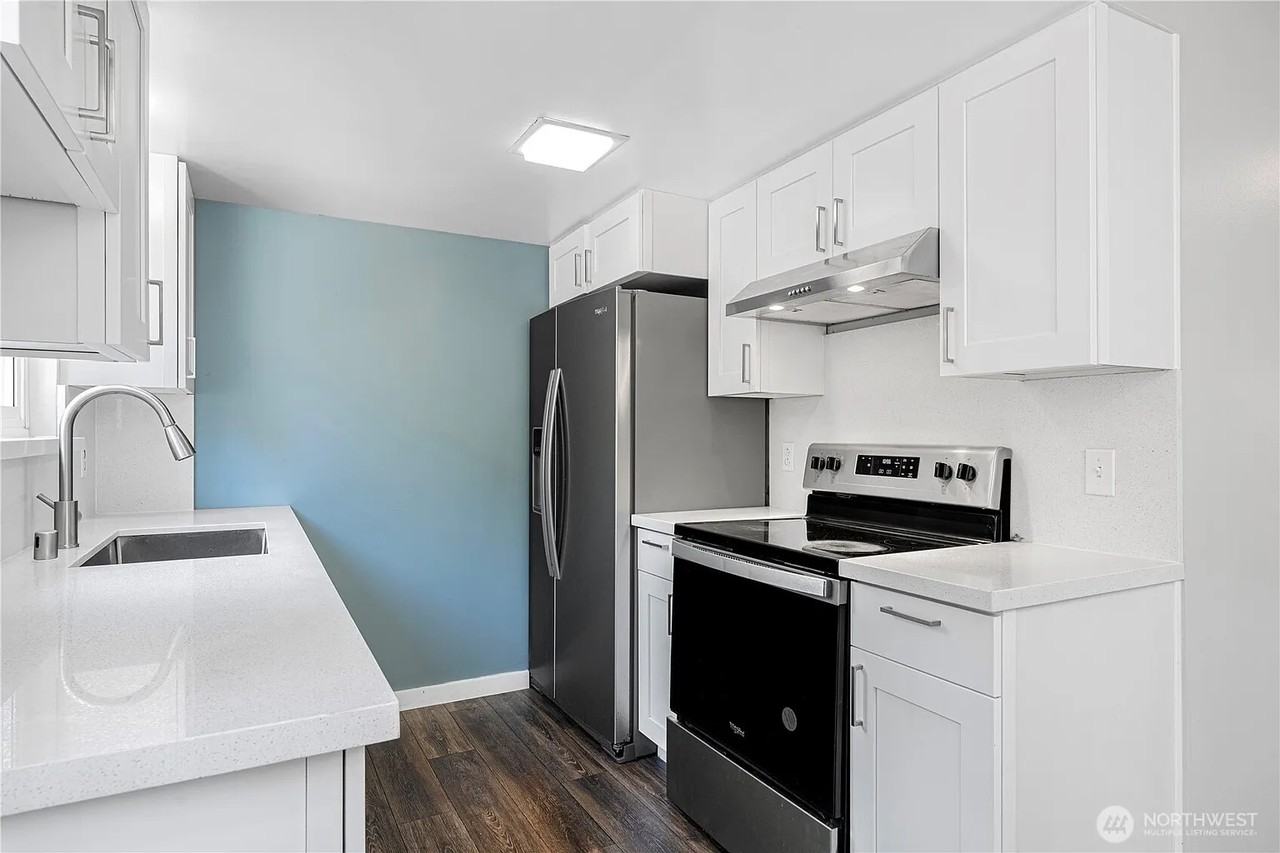 5628 123rd Ave Se - Photo 4 of 11