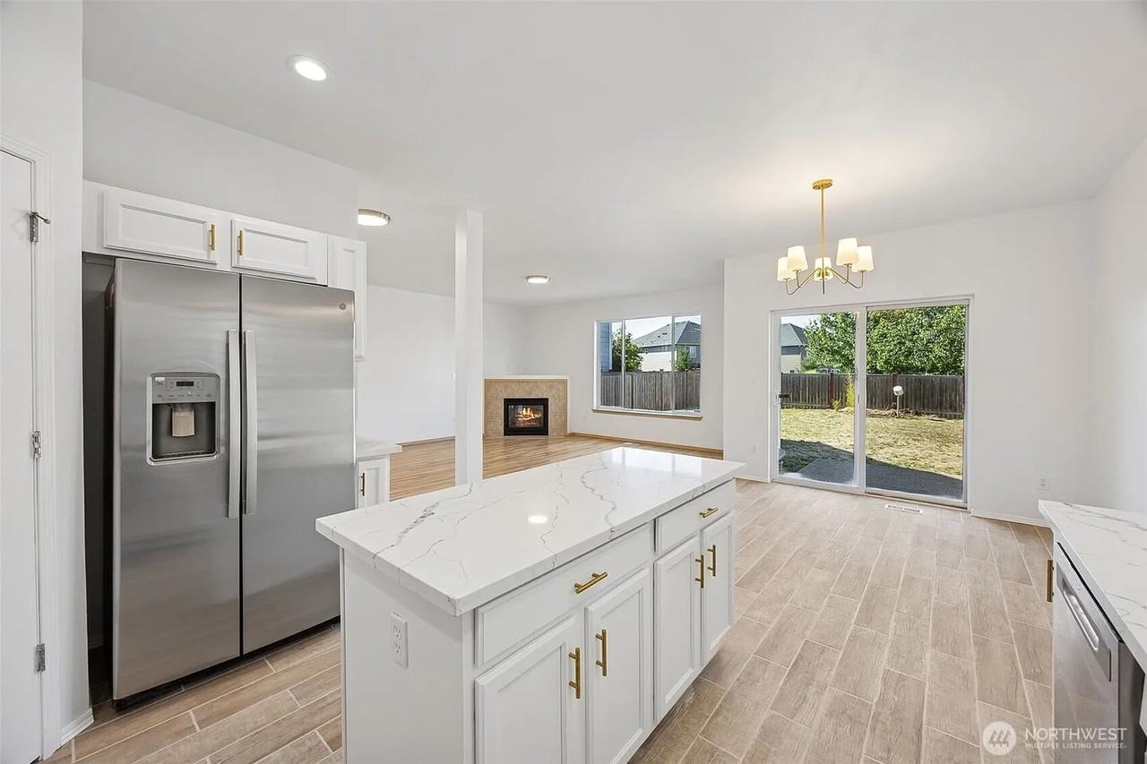 11211 181st Street Ct E - Photo 6 of 14