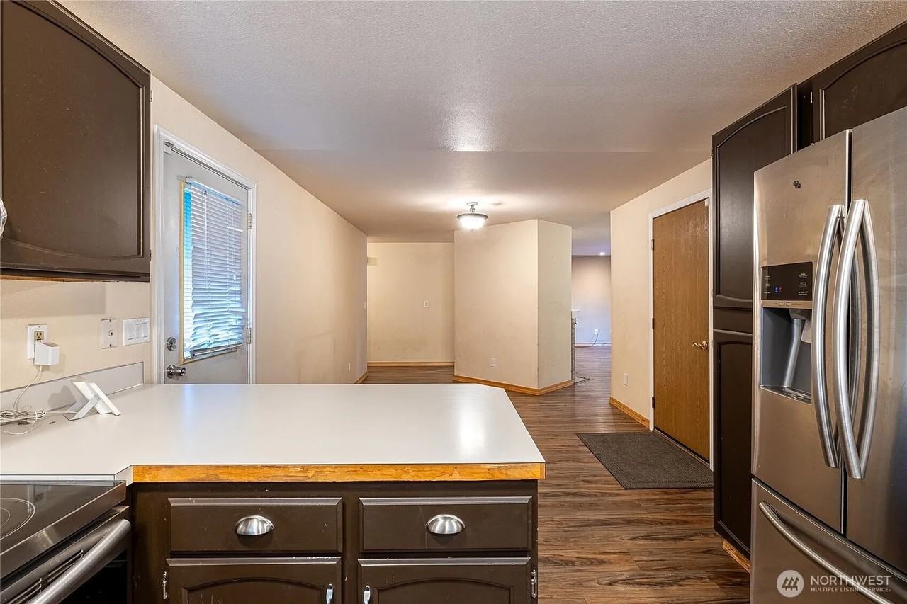 5509 204th Street Ct E - Photo 6 of 13