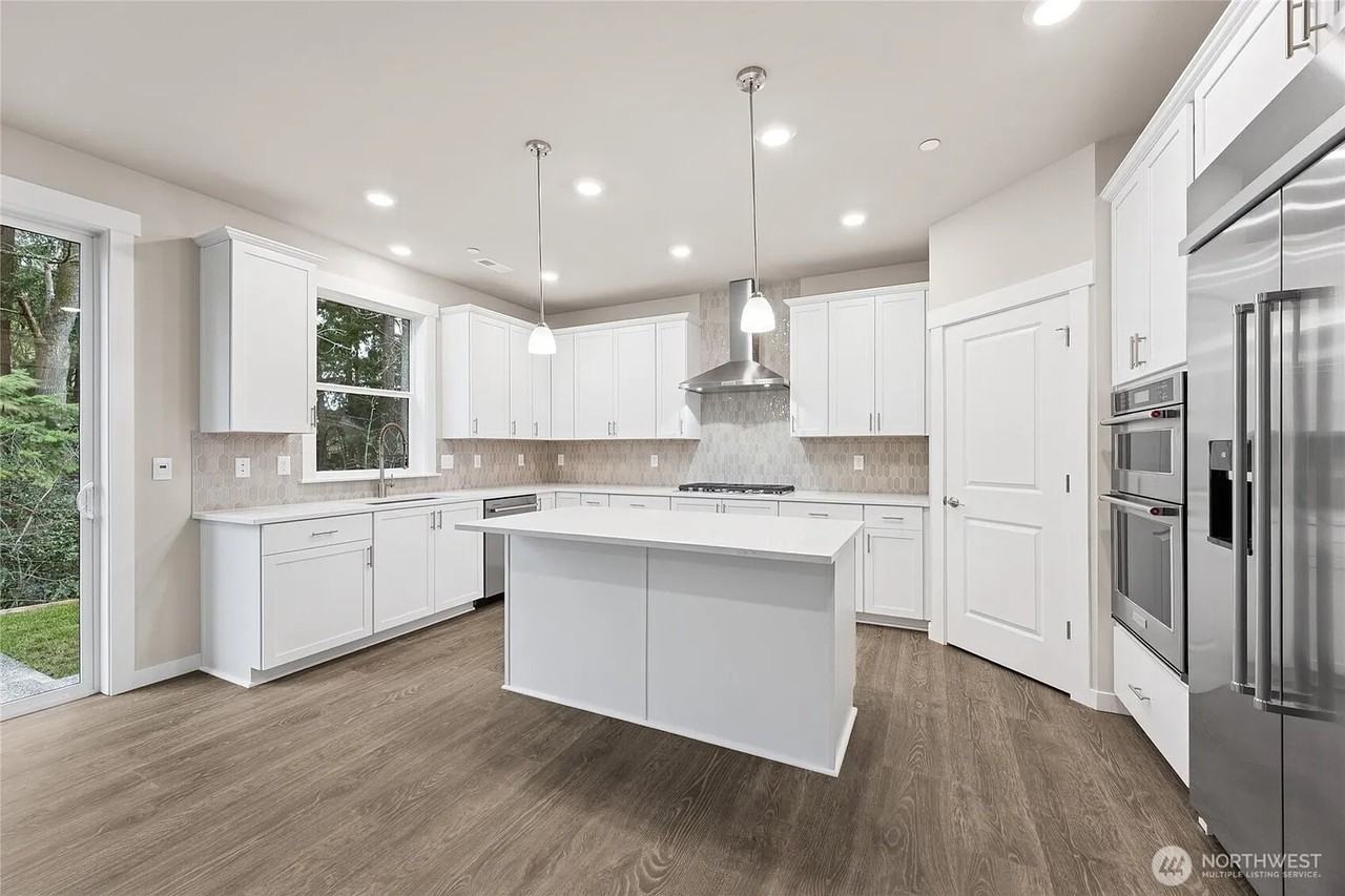 13526 Ne 106th Ct #28 - Photo 6 of 14