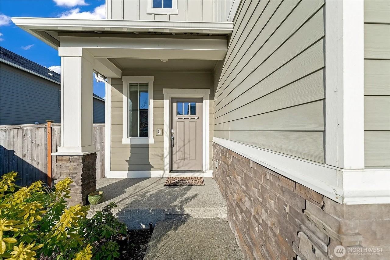 20416 Se 257th St - Photo 2 of 20