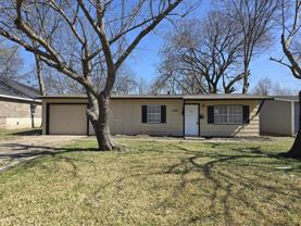 1008 Grande Dr - Photo 1 of 1