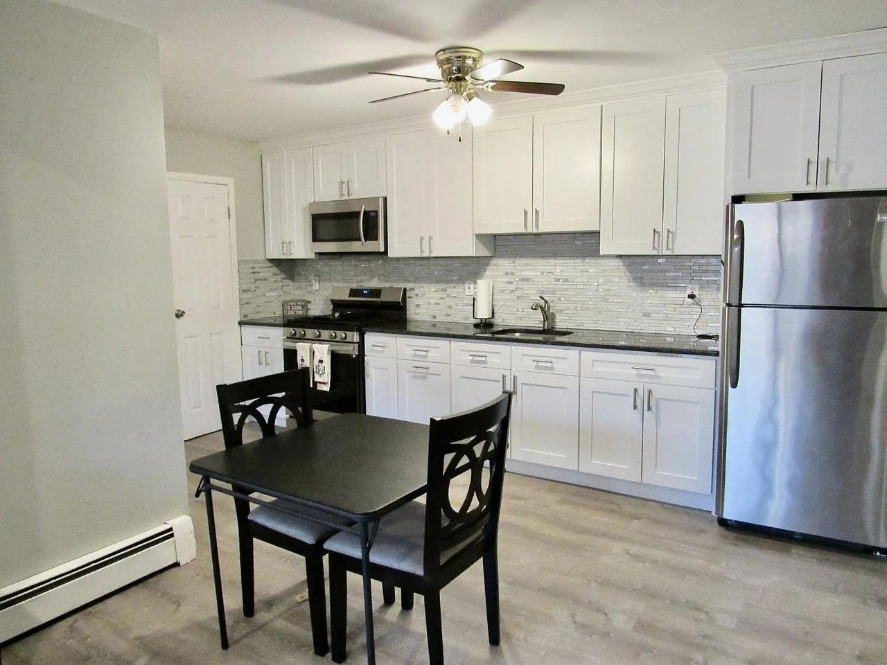 1029 Cricket Ln - Photo 5 of 16