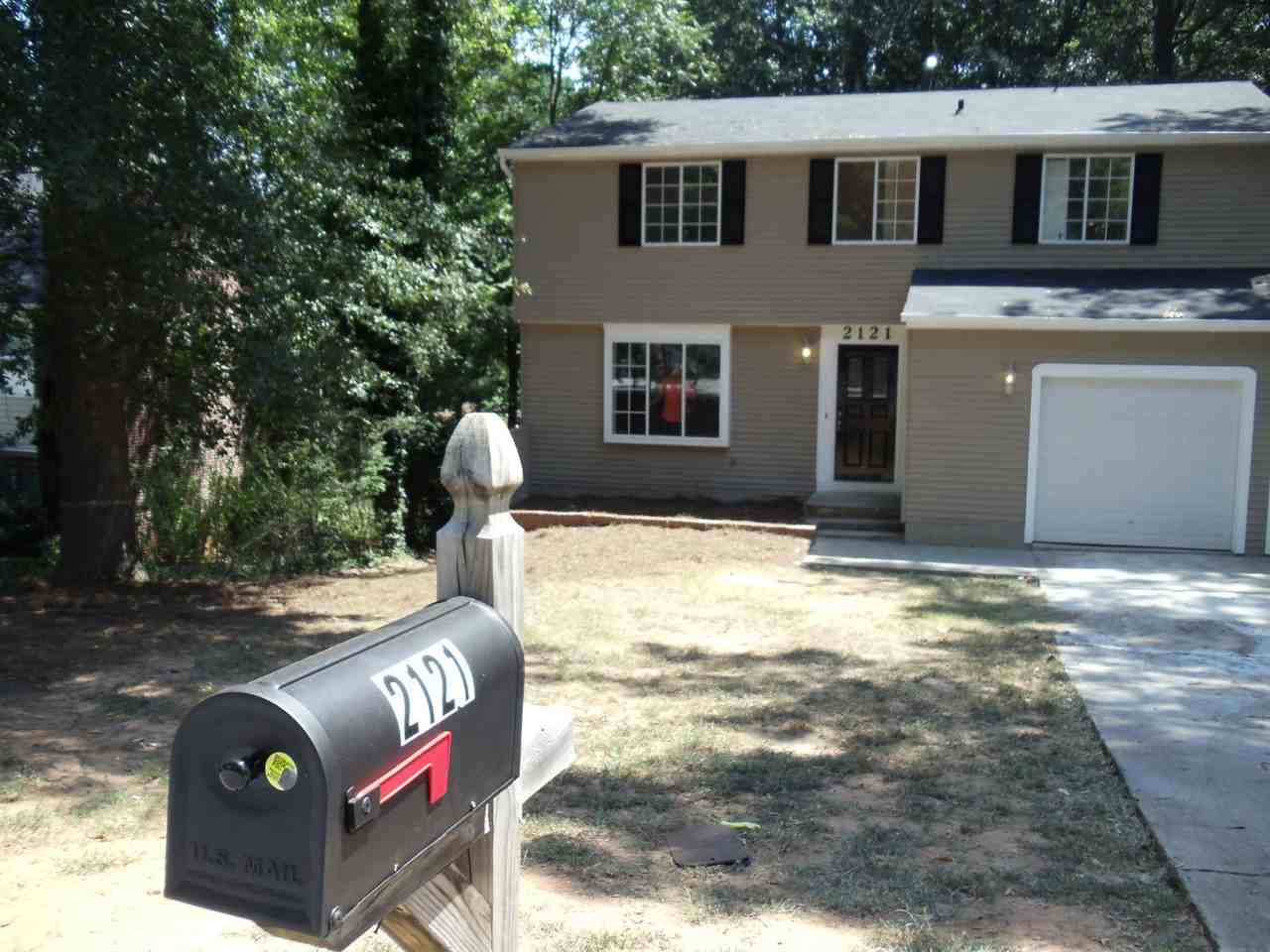 2121 Shadow Ct - Photo 2 of 35