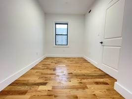 featured image of 422 E 31st St #3