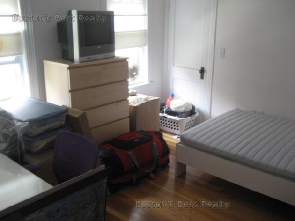 119 Lanark Rd #1 - Photo 2 of 3